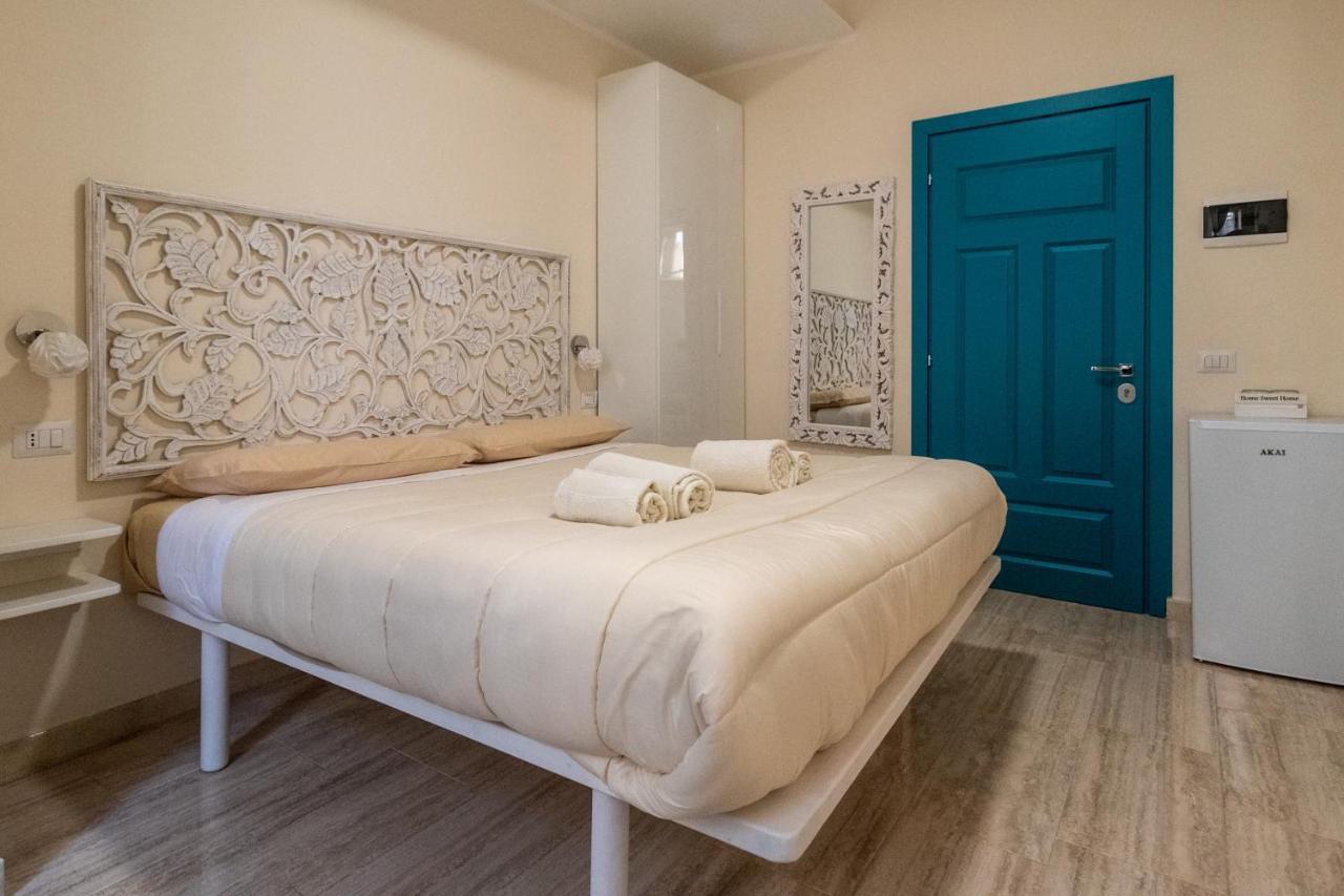 Room With Independent Entrance - Termini/Aquarium Rome Luaran gambar