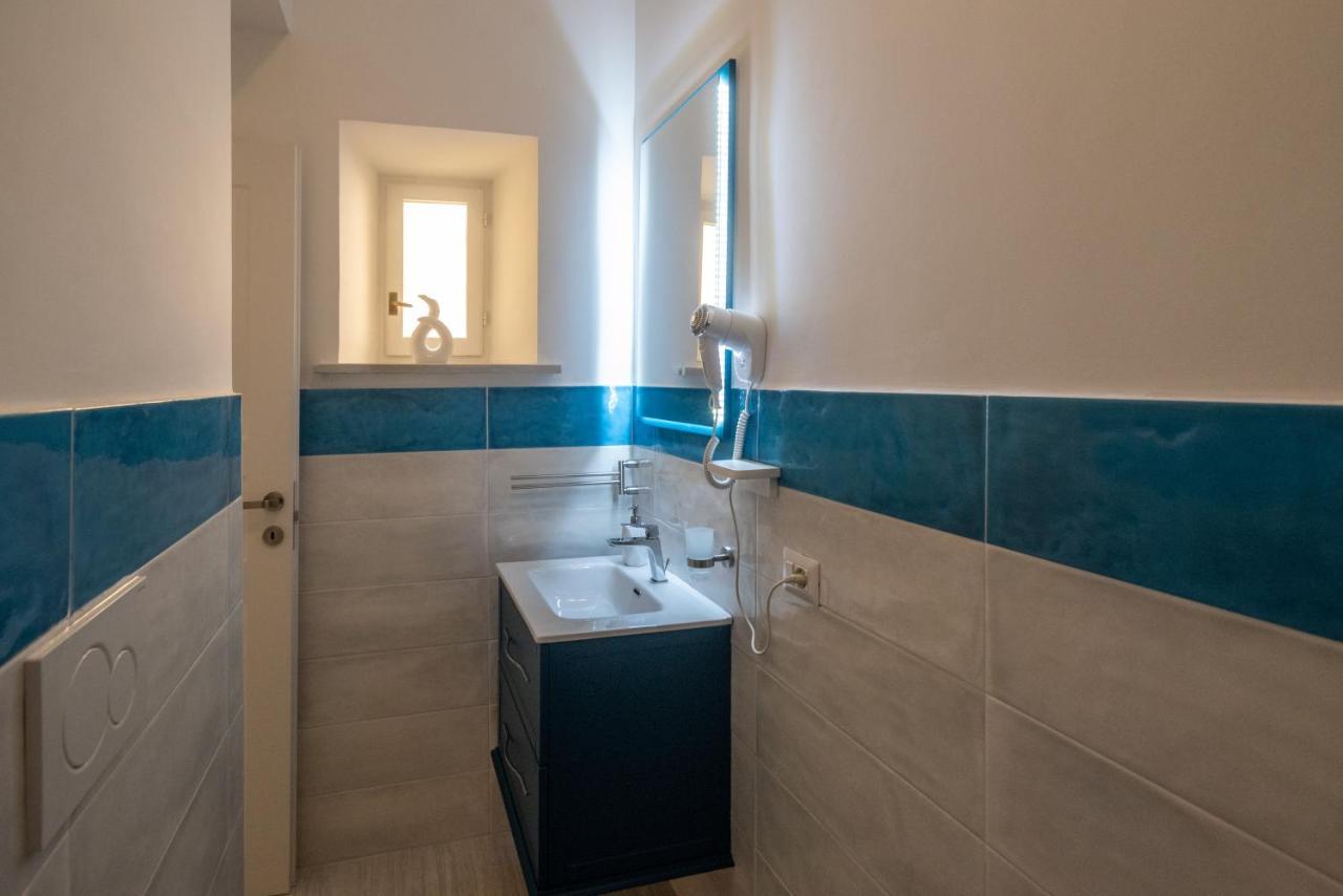 Room With Independent Entrance - Termini/Aquarium Rome Luaran gambar